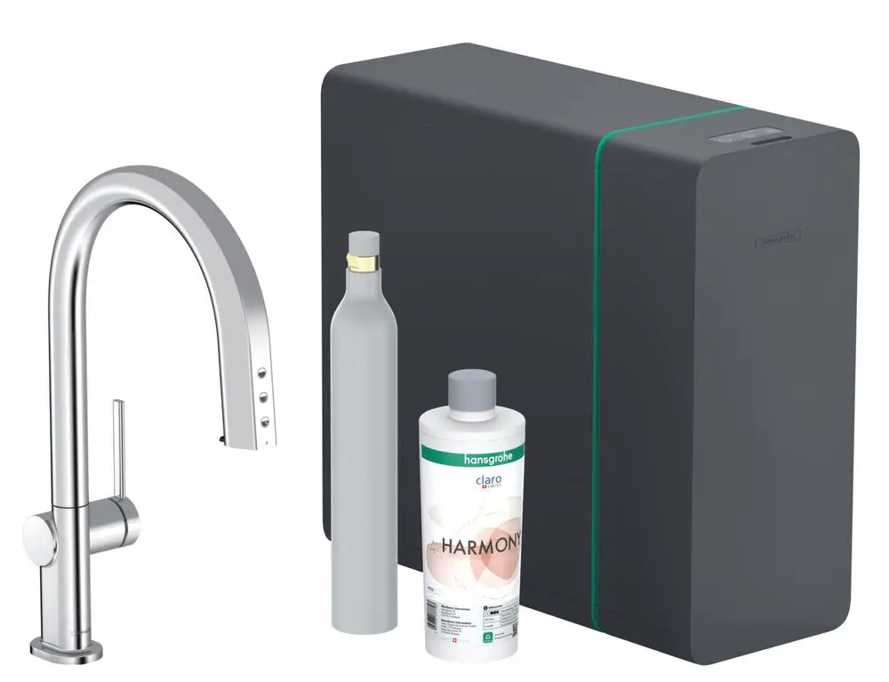Hansgrohe Wasserkochsystem mit Ausziehauslauf, chromfarbener Armatur und zwei Flaschen für Kohlensäure und Reiniger, in kompakter Einheit angeordnet.